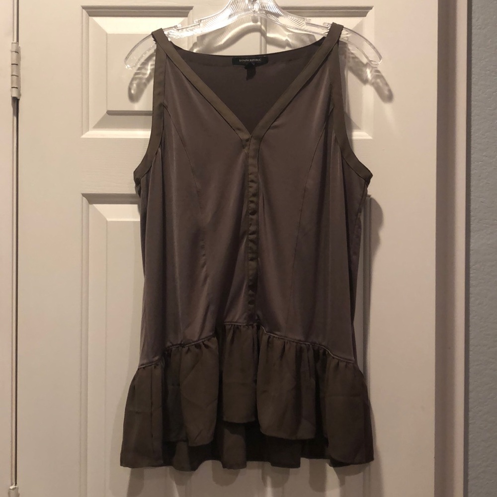 Banana Republic Flowy Blouse